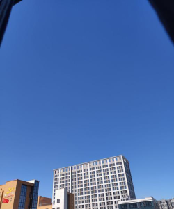 包头市东河区包十六中附小阅读区