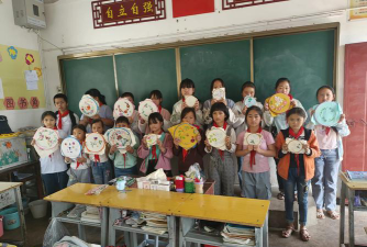 营盘小学阅读区