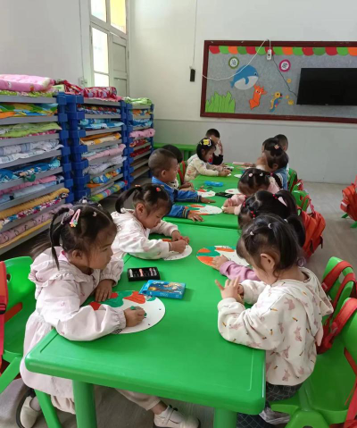 花东镇蓓蕾艺术幼儿园阅读区
