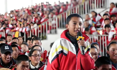 库车县库纳斯中学阅读区