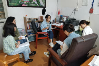 古楼乡中学阅读区
