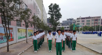 阳江市阳东区红丰镇塘围初级中学阅读区
