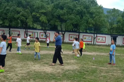 邵东县佘田桥镇第二完全小学阅读区