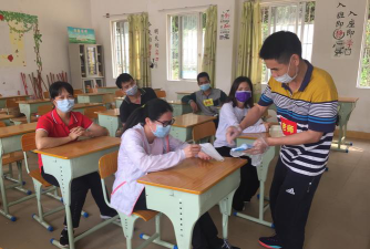 阳江市阳东区那龙镇田畔学校阅读区
