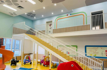 临安市大风车幼儿园阅读区