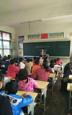 小甲小学阅读区