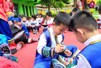 兴业县蒲塘镇龙旗幼儿园阅读区