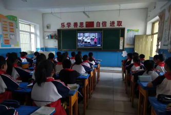 包头市九原区沙河镇第四小学阅读区
