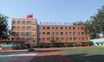 石家庄市石岗大街小学阅读区