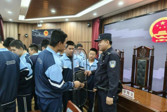 乌海市乌达区第一小学阅读区