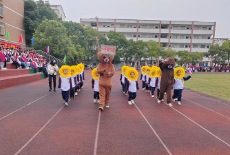 应城市开发区学校中学部阅读区