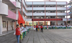 德庆县高良镇中心小学阅读区