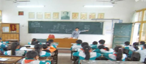 韶山小学阅读区