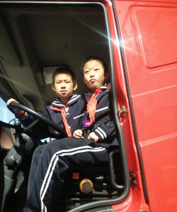 彩霞小学阅读区