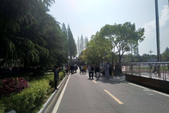 监利县大垸流港初级中学阅读区