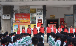 德庆县高良镇都洪教学点阅读区