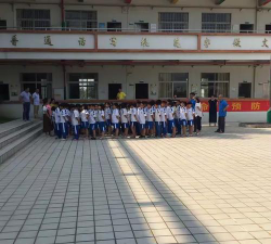 广州市冯马小学阅读区