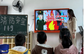 上梧江民族学校阅读区