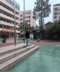 团风县楚天学校阅读区