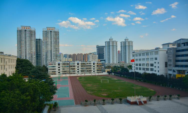 大宛其民族中学阅读区