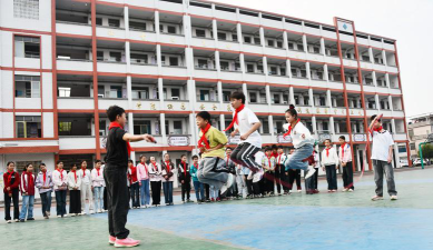江永县桃川镇中学阅读区
