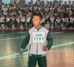 双台子区长征小学阅读区