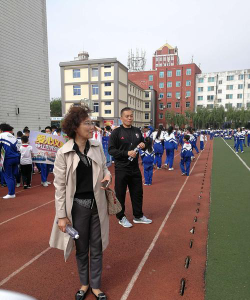 双台子区实验小学阅读区
