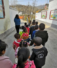 全堂镇毛家幼儿园阅读区