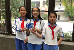 深圳市龙岗区星河实验小学阅读区