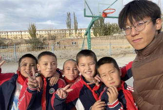策勒县第二小学阅读区