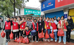 朗江中学阅读区