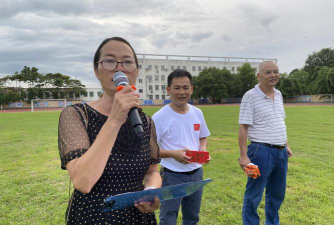 五原县向阳中心小学阅读区