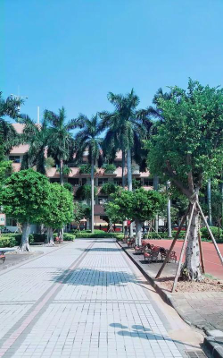 佛山市南海区大沥嘉福学校阅读区