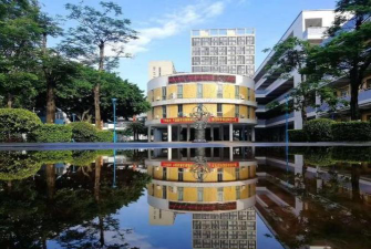 佛山市顺德区乐从桂凤初级中学阅读区