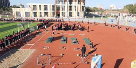 乌兰浩特市铁西第一小学阅读区