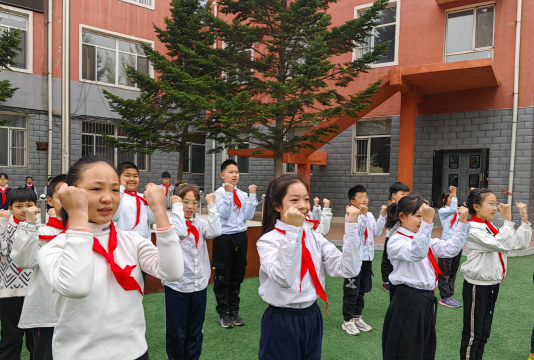 伊宁市第九小学阅读区