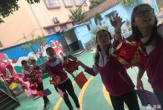 镇江市李苑幼儿园阅读区