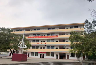 鹅塘中学阅读区