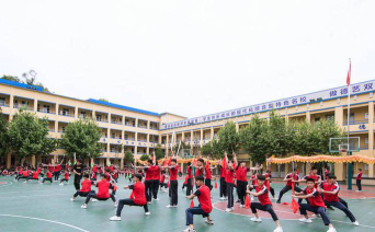 蒙城华东文武学校阅读区