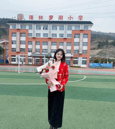 花贡中学阅读区