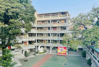 广州市越秀区明德实验学校阅读区