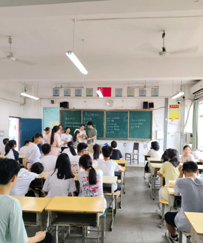 拖市二中阅读区