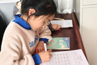 保定市中英文小学阅读区