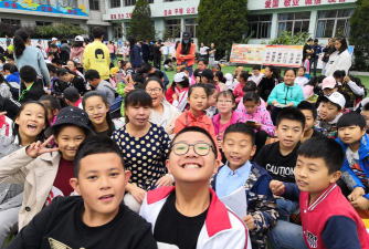 建国路小学阅读区