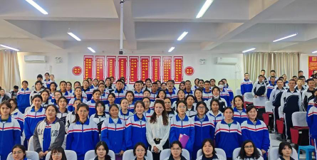 喀什市第五中学阅读区