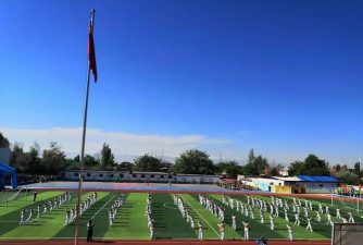 伊宁县第二小学阅读区