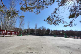 察县第一小学阅读区