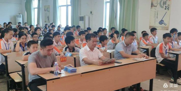 遂溪县河头中学阅读区