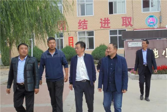 草沟堡中心小学阅读区