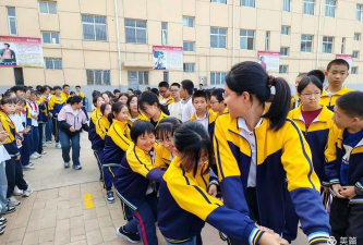 阳原县第二实验小学阅读区